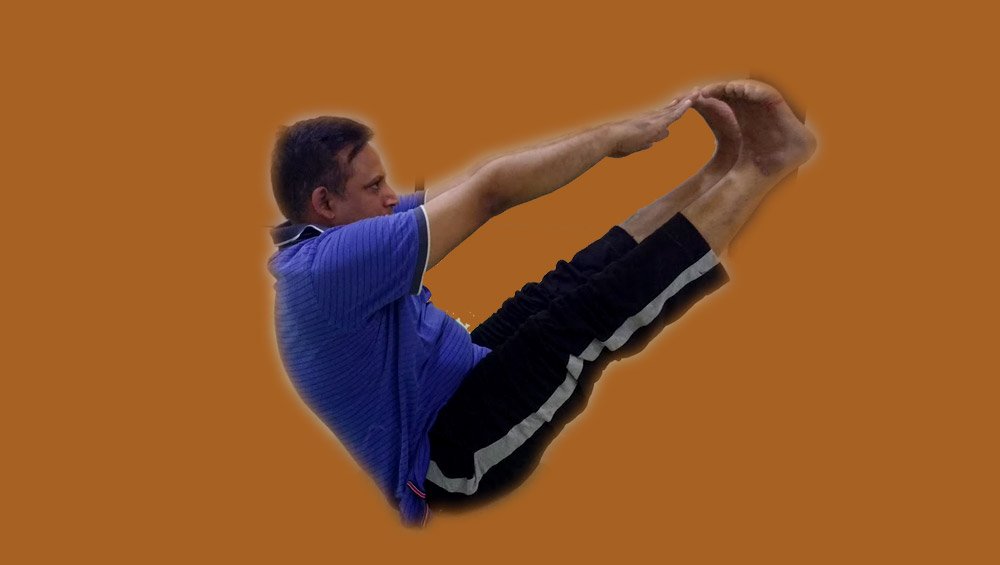 Naukasana-dronasana-constipation