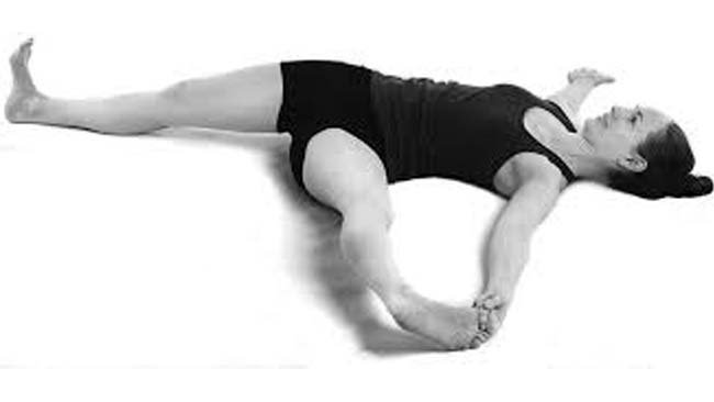 supta padangusthasana